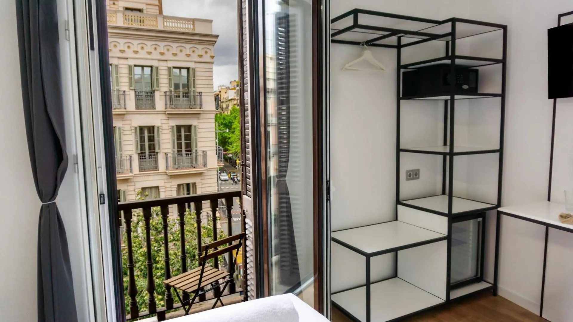Fontanella Green House Barcelona Spain