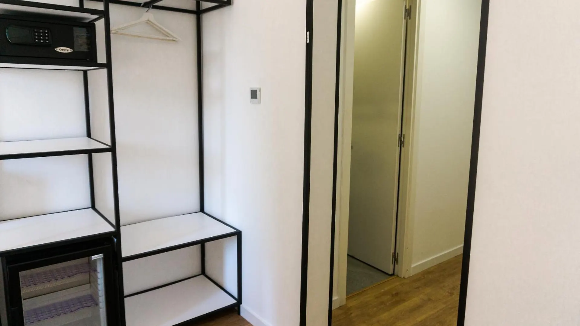 Fontanella Green House Barcelona Guest house
