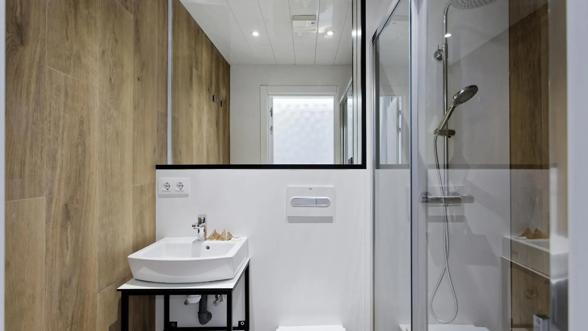 Fontanella Green House Barcelona Guest house